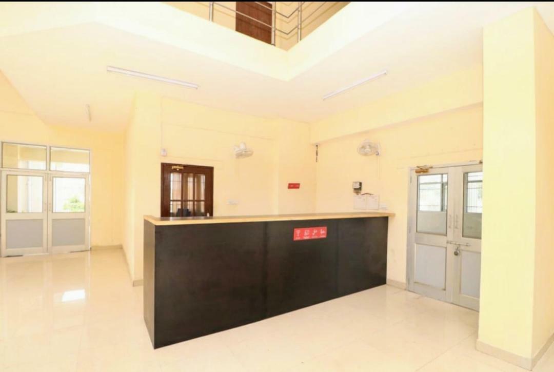 The Amsons Resorts Ludhiana Bagian luar foto